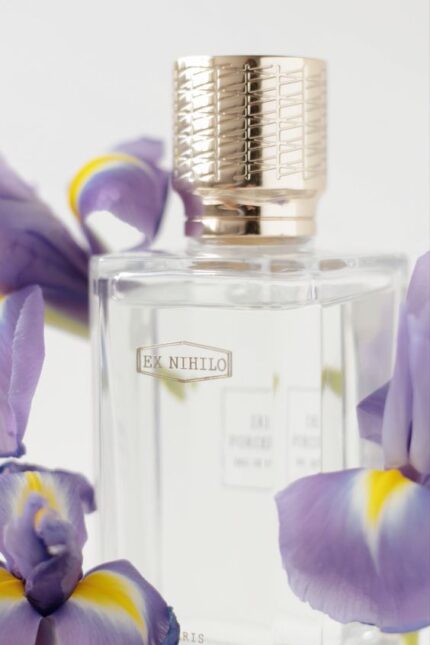 Fleur Narcotique: Flori într-un val de senzualitate