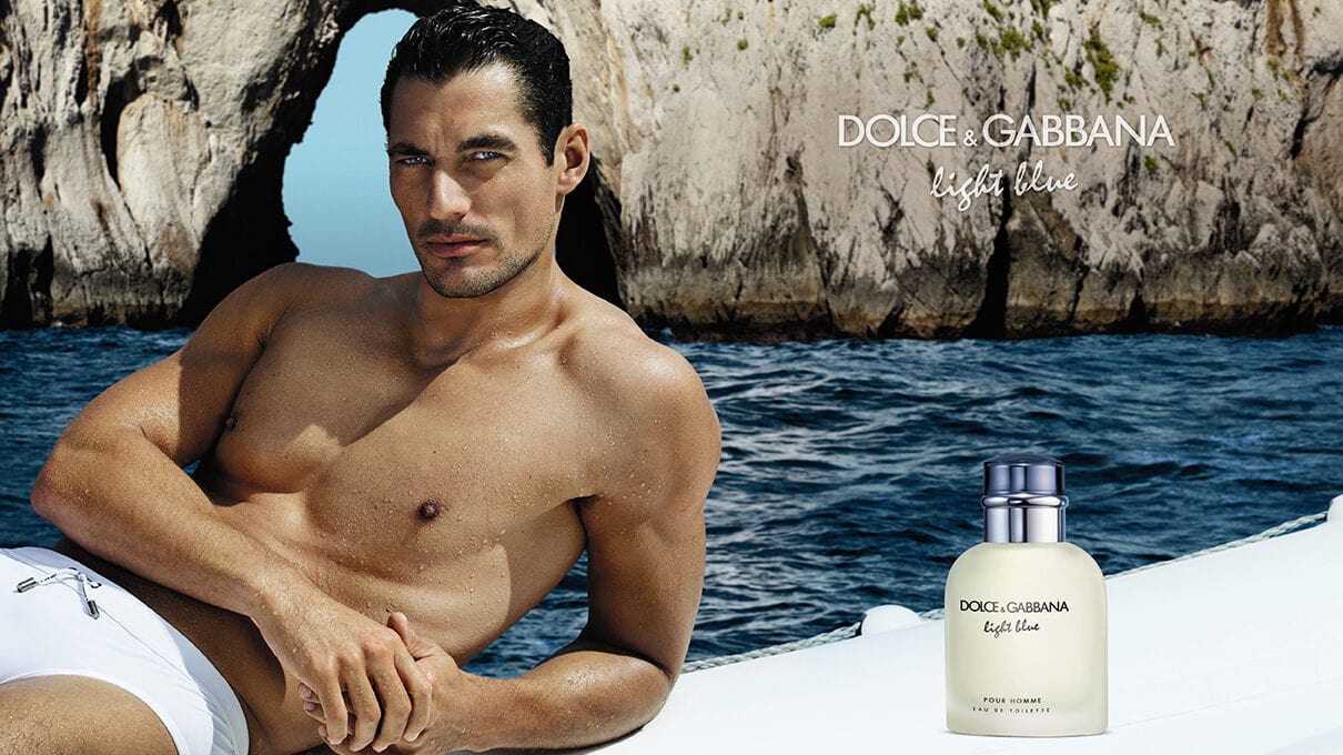 Dezvăluirea Irezistibilului Farmec al Parfumului pentru Bărbați Dolce&Gabbana Light Blue Parfum